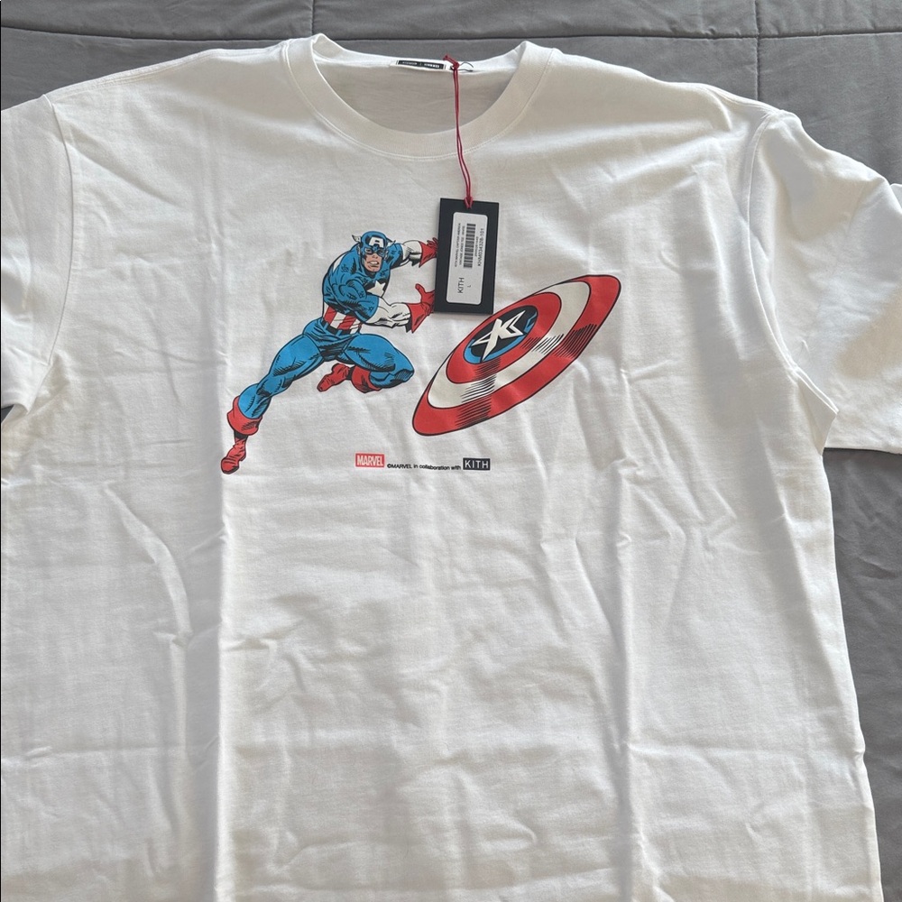 Kith x Marvel Captain America White Graphic Tee mens large